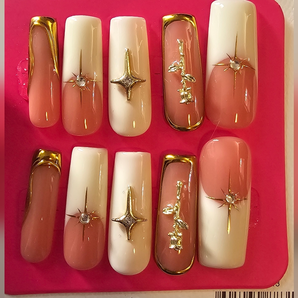 Elegant Pink Nail Art Set